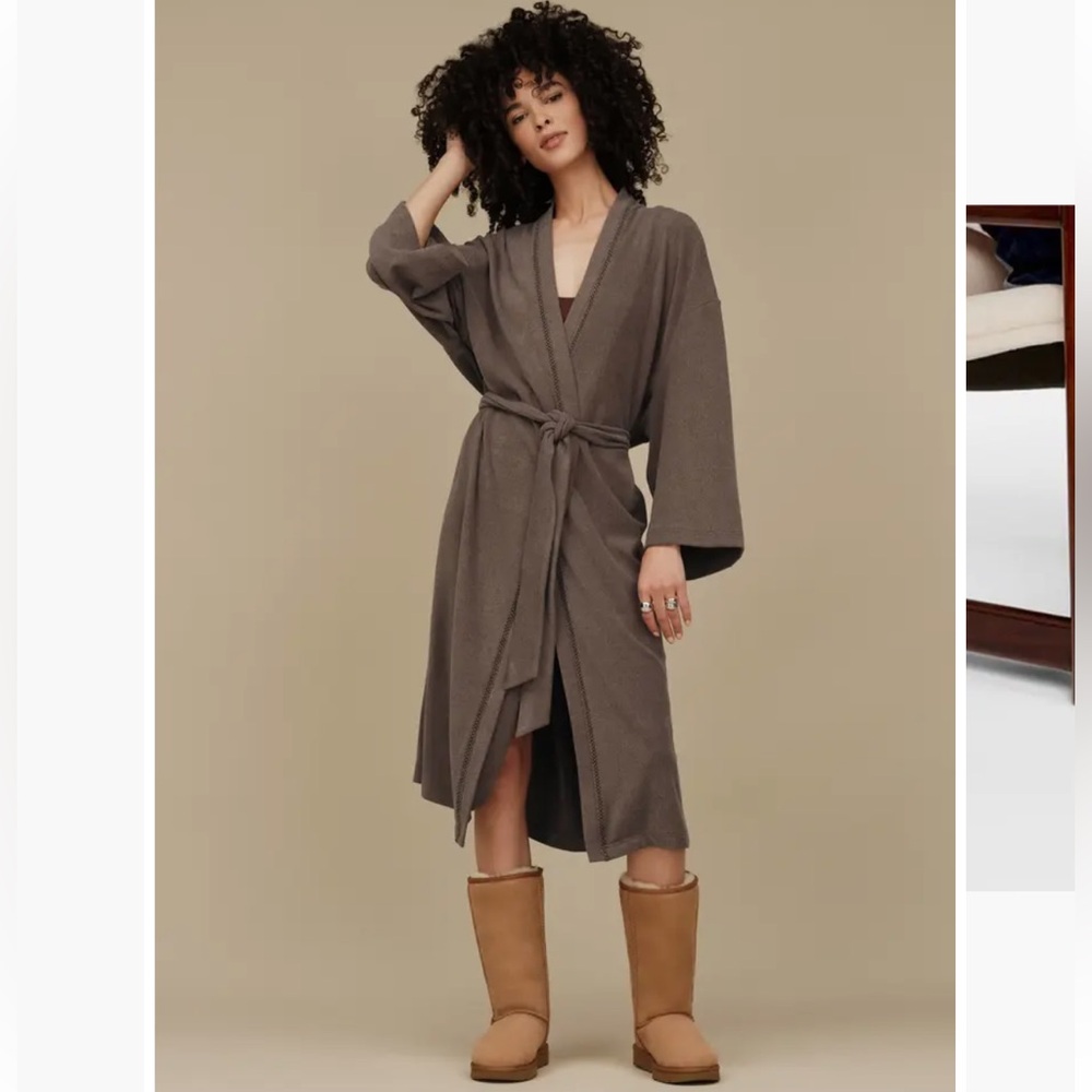 Classic II Genuine Shearling Lined Boot (Women) N… - image 3